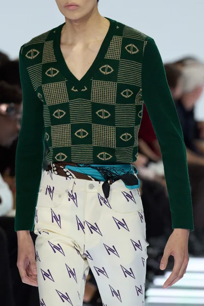 Look 41